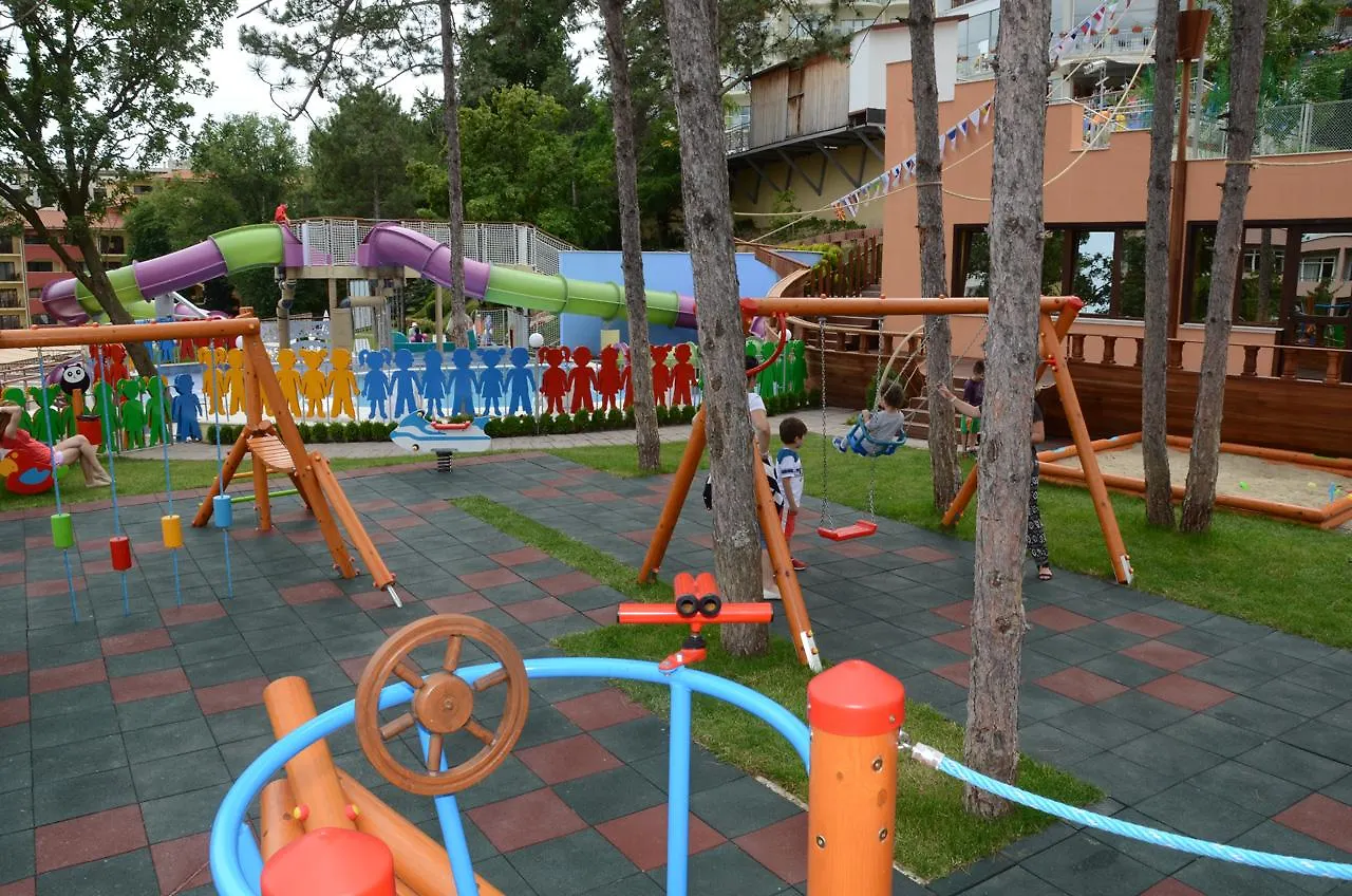 Aquaclub Grifid Hotel Bolero Golden Sands 4*,